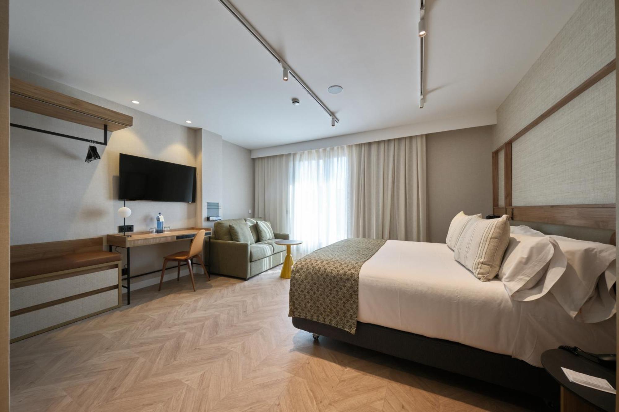 Hotel Catalonia Sagrada Familia 3*